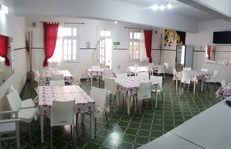 Hotel Satelite