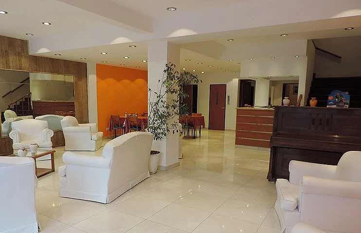 Baloo Hotel