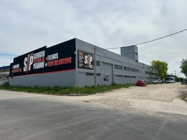 Galpones en Venta — EL CANO 7100