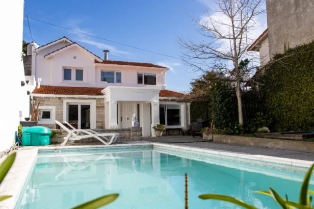 Casas, chalets en Venta — Avellaneda 144