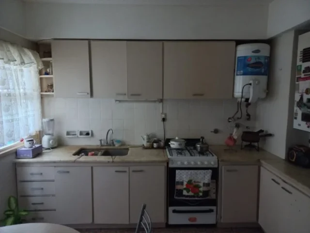 Departamentos, pisos y semipisos en Venta — MORENO 3200