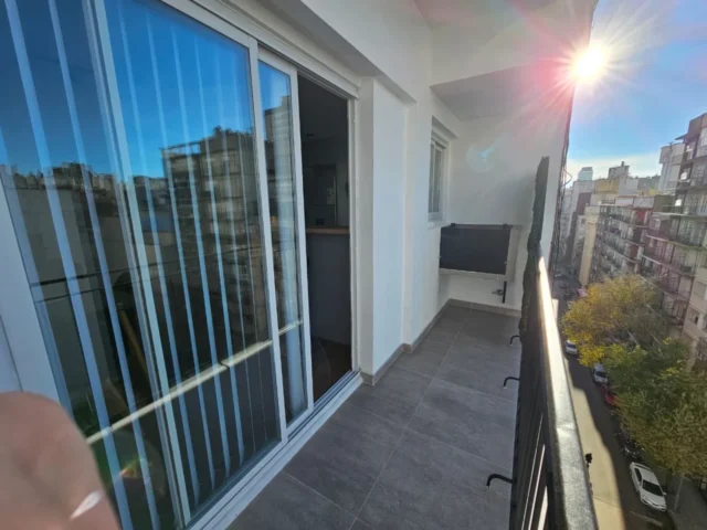 Departamentos, pisos y semipisos en Venta — BOLIVAR 2306