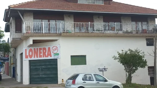 Galpones en Venta — Champagnat 3101