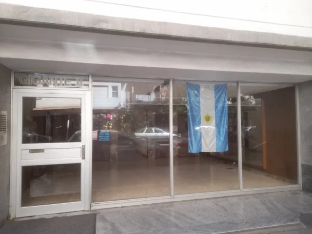 Departamentos, pisos y semipisos en Alquiler — Lamadrid 2271