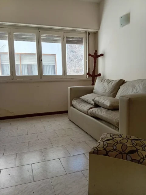 Departamentos, pisos y semipisos en Venta — La Rioja 2170