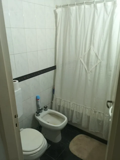 Departamentos, pisos y semipisos en Venta — Bolivar 2272
