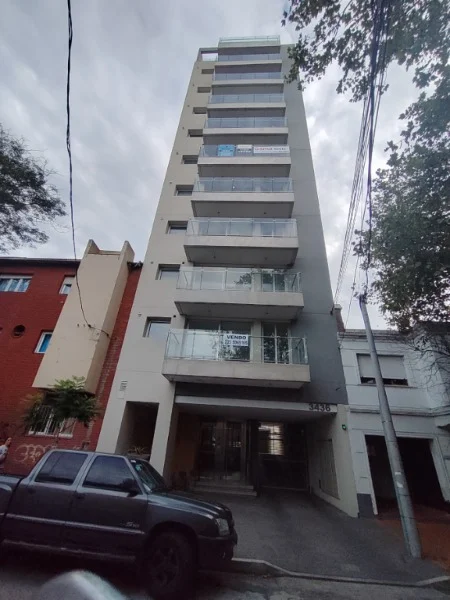 Departamentos, pisos y semipisos en Venta — Maipú 3436