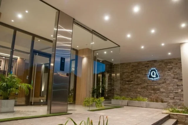 Departamentos, pisos y semipisos en Venta — Quintana 250