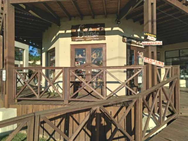 Locales en Alquiler — San Martin