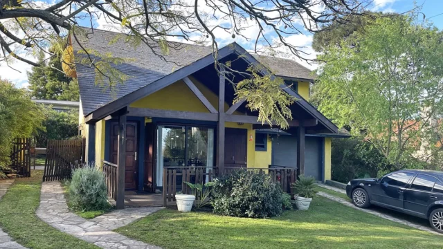 Casas, chalets en Venta — Lucio N° 50