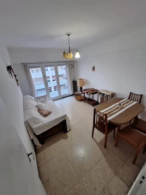Departamentos, pisos y semipisos en Venta — CORRIENTES 2536