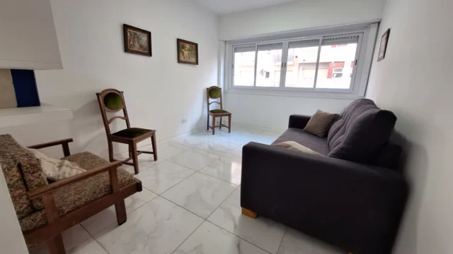 Departamentos, pisos y semipisos en Venta — CORRIENTES 2520