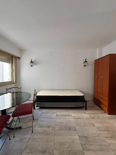 Departamentos, pisos y semipisos en Alquiler — Belgrano 2300