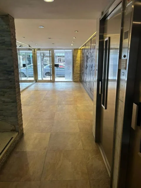 Departamentos, pisos y semipisos en Venta — Departamento 2