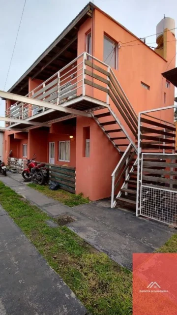 Casas, chalets en Venta — José Hernández 1940