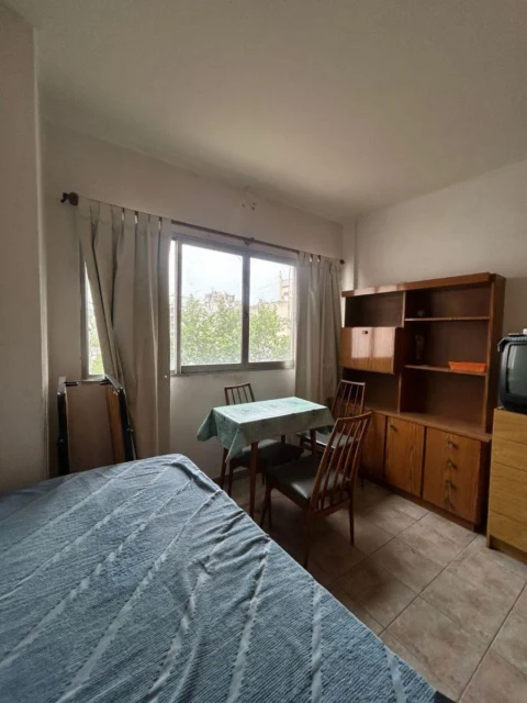 Departamentos, pisos y semipisos en Venta — Rivadavia 2949
