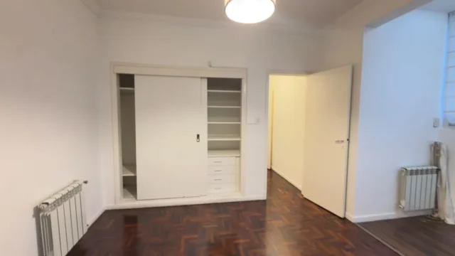 Departamentos, pisos y semipisos en Alquiler — Moreno 3310