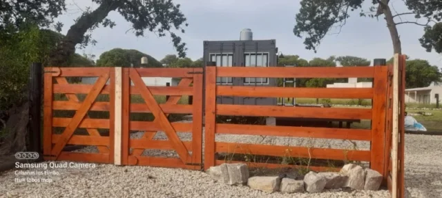 Casas, chalets en Alquiler — Avenida de Los Lobos Marinos 375