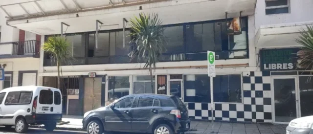 Locales en Venta — Entre Ríos 1600