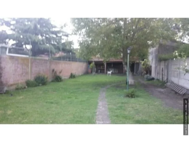 Galpones en Venta — Estrada 6900
