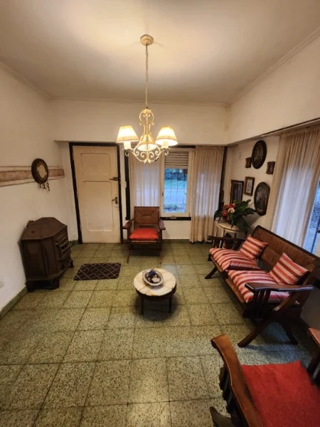 Casas, chalets en Venta — San pedro 4900