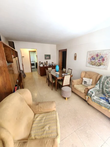 Departamentos, pisos y semipisos en Venta — Corrientes 2000