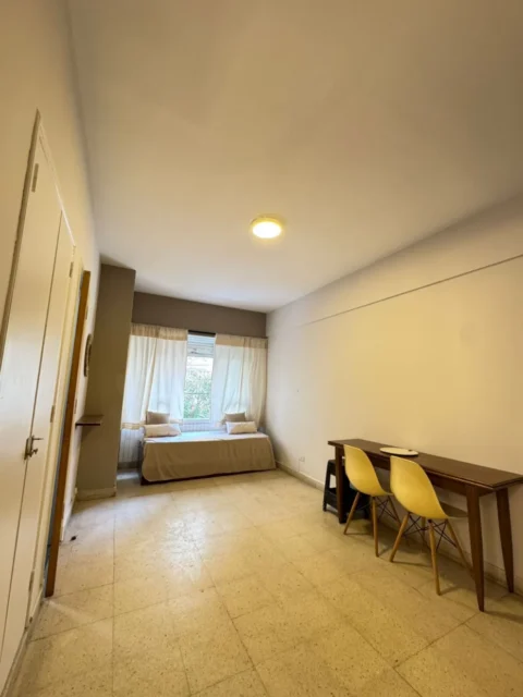 Departamentos, pisos y semipisos en Venta — Falucho 2000