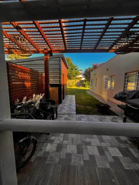 Casas, chalets en Venta — Alfar