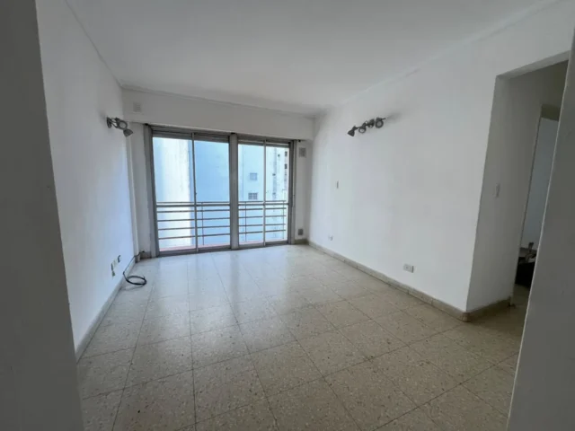 Departamentos, pisos y semipisos en Alquiler — San Martin 2661