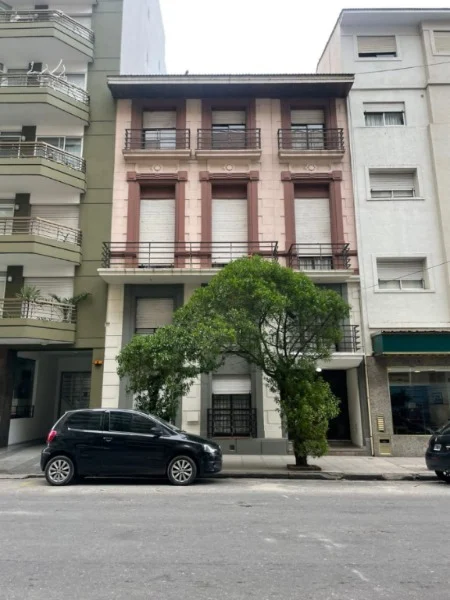 Hotel en Venta — Balcarce 2843