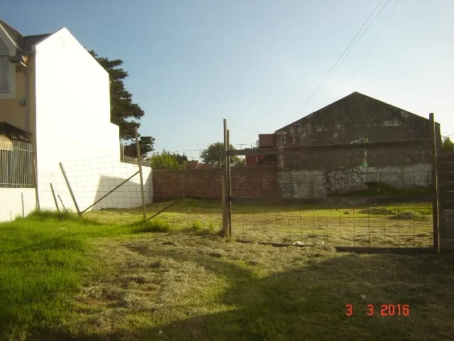 Lotes y terrenos en Venta — lebenshon 2780