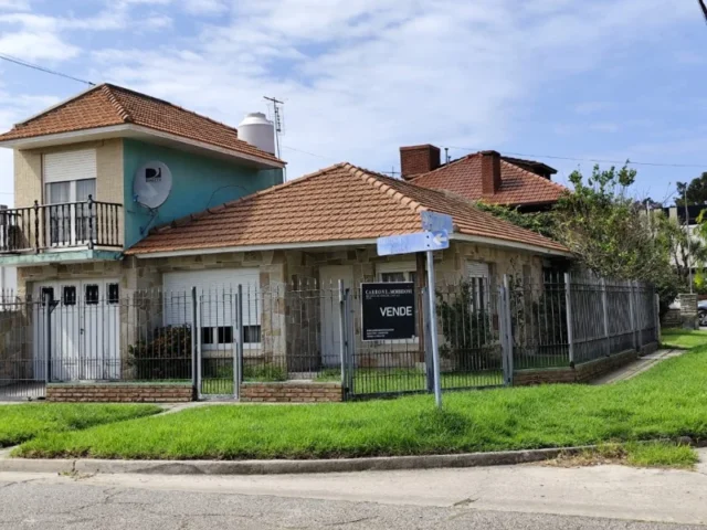 Casas, chalets en Venta — Beltrami 1588