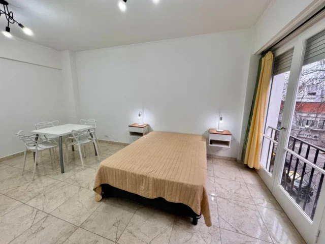 Departamentos, pisos y semipisos en Venta — Santiago del Estero 2084