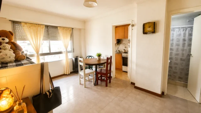 Departamentos, pisos y semipisos en Venta — Falucho 2540