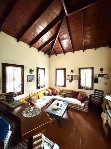 Casas, chalets en Alquiler — 12 de octubre 8700