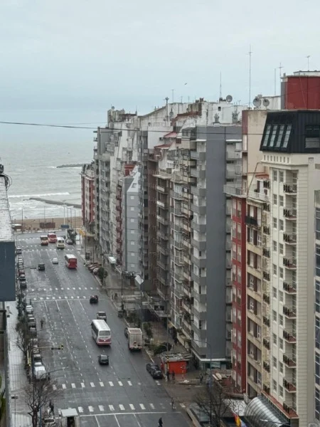 Departamentos, pisos y semipisos en Venta — Luro 2500