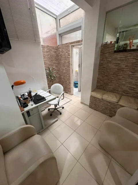 Oficinas en Alquiler — santiago del estero 2300