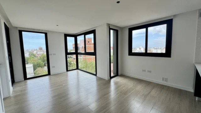 Departamentos, pisos y semipisos en Venta — La Rioja y Castelli