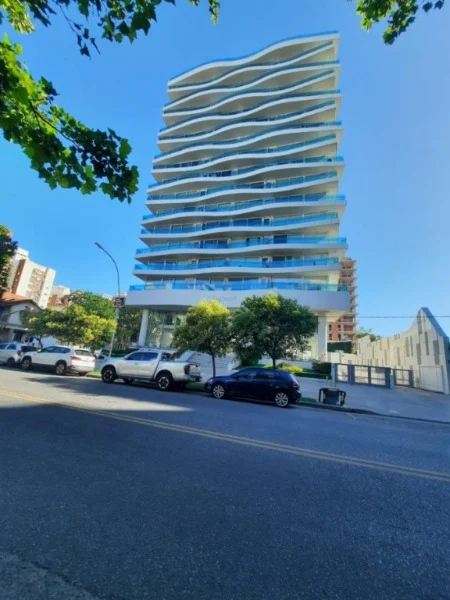 Departamentos, pisos y semipisos en Venta — Av. Libertad 3302