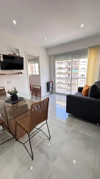 Departamentos, pisos y semipisos en Venta — Lamadrid 2100