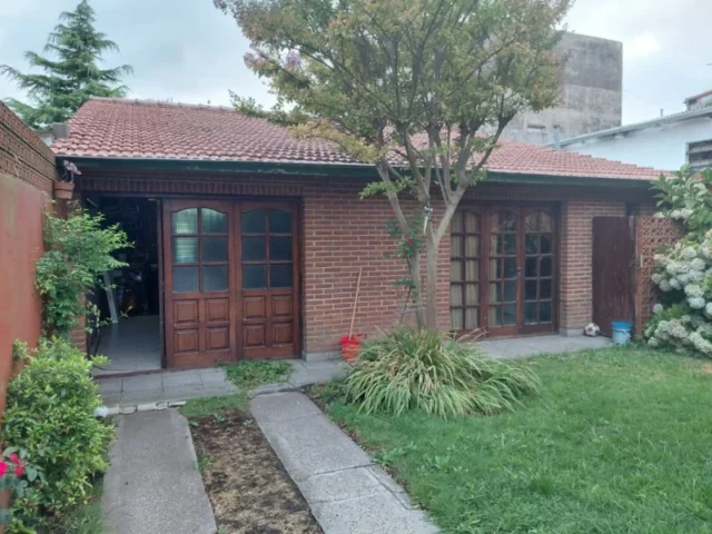 Casas, chalets en Venta — Gascón 4400