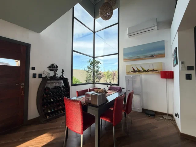 Casas, chalets en Venta — Tahiti 180