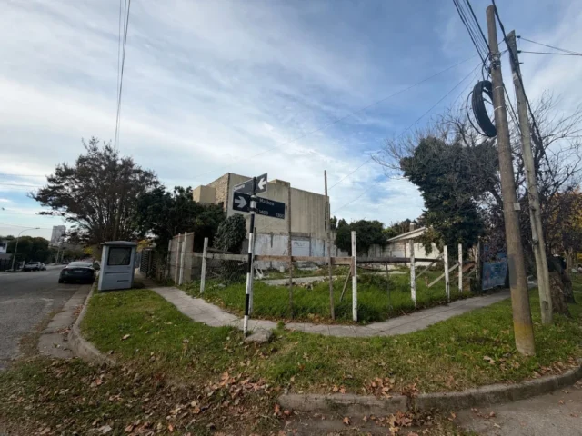 Lotes y terrenos en Venta — Olavarria 3700