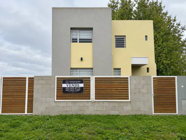 Dúplex en Venta — Agua Blanca 3209