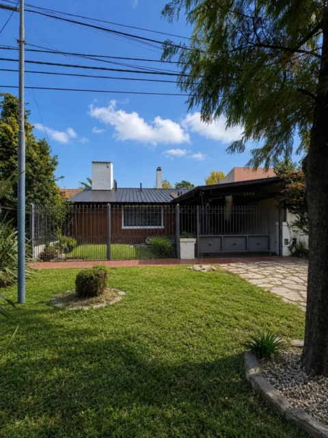 Casas, chalets en Venta — Matienzo 1730