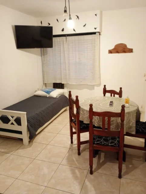 Departamentos, pisos y semipisos en Venta — Alsina 2531