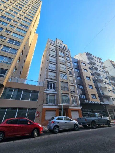 Departamentos, pisos y semipisos en Venta — Gascón 1924