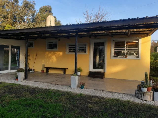 Casas, chalets en Venta — La Laura 3401