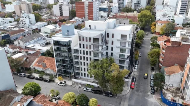 Departamentos, pisos y semipisos en Venta — Arenales esquina Castelli