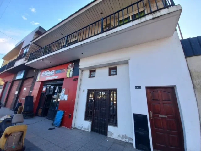 Departamentos, pisos y semipisos en Venta — Av. Fortunato de la plaza 4877